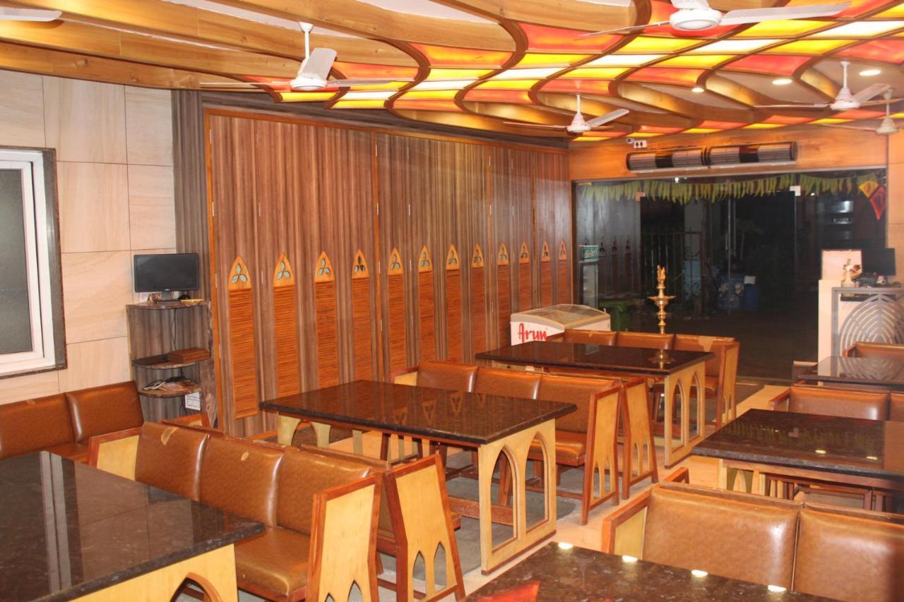Annai In Saravana Bhavan Fine Stay And Restaurant Velankanni Exterior foto